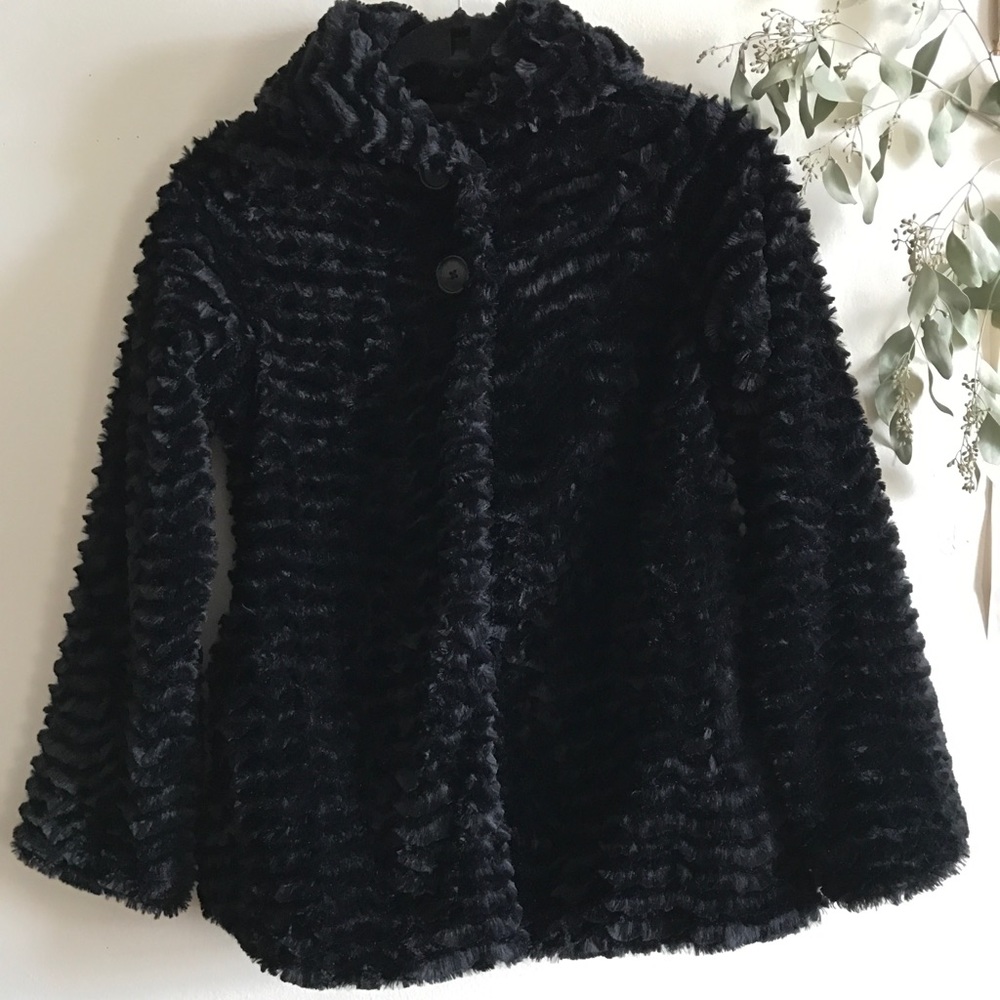 Girls black pelage silken fleece Patagonia jacket